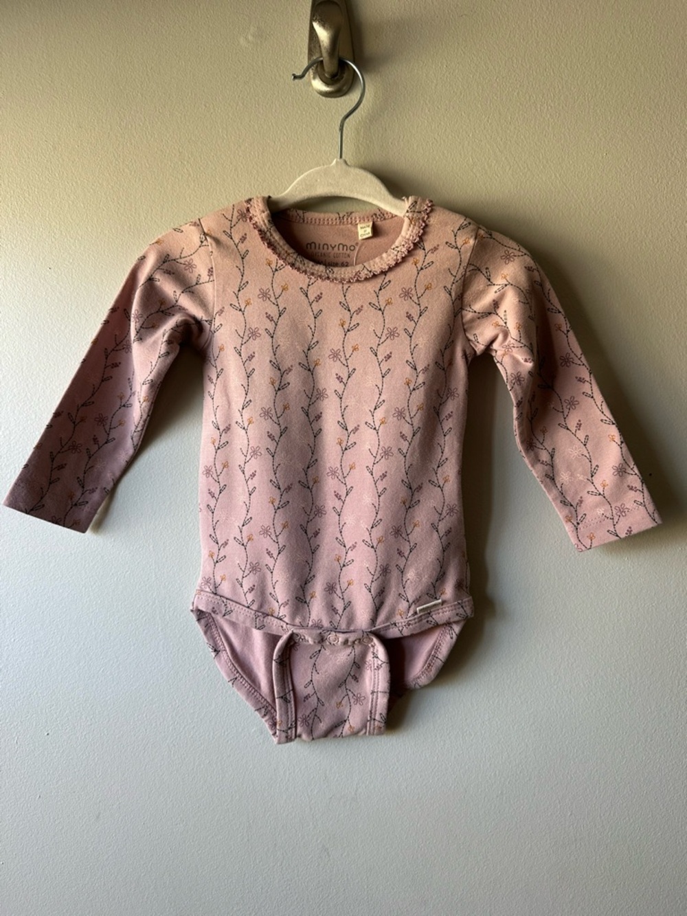 Minymo Organic Cotton Mauve Pink Floral Long-Sleeve Baby One-Piece Sz 3M Pilgrim